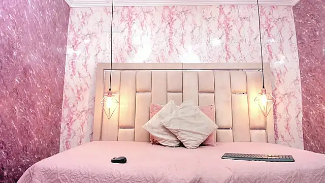 WILD FIREE  online show from 11.20.25