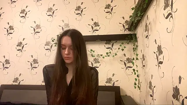 AshleyEady online show from 10.31.25