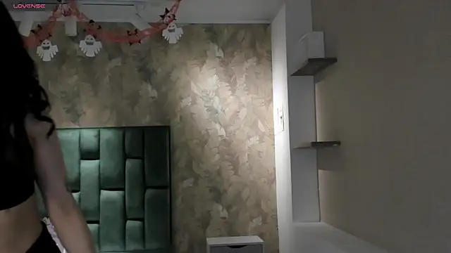 Saya Amaretto1 online show from 10.24.25