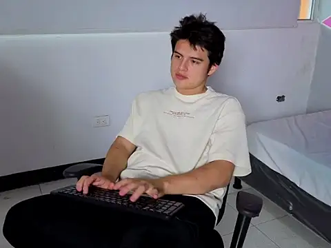 invincible200 online show from 10.10.25