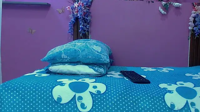 skinnybarbie022 online show from 01.06.26