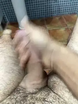 Snapshot of Pollon1994 chatting on 10.28.25 Pollon1994 online show from 10.28.25