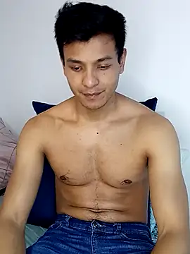 Valois2025 online show from 10.11.25