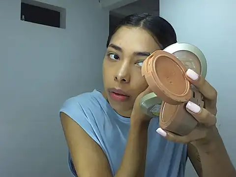 Snapshot of MeganAndMax@xh chatting on 09.09.25 MeganAndMaxxh online show from 09.09.25