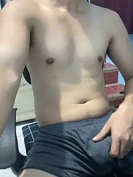 Snapshot of ieat_monsters chatting on 09.21.25 ieat monsters online show from 09.21.25