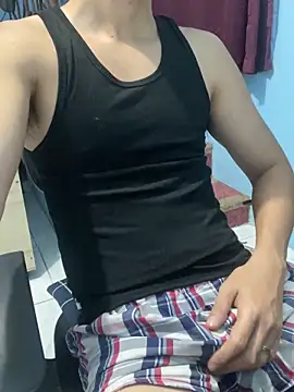 Snapshot of ieat_monsters chatting on 09.29.25 ieat monsters online show from 09.29.25