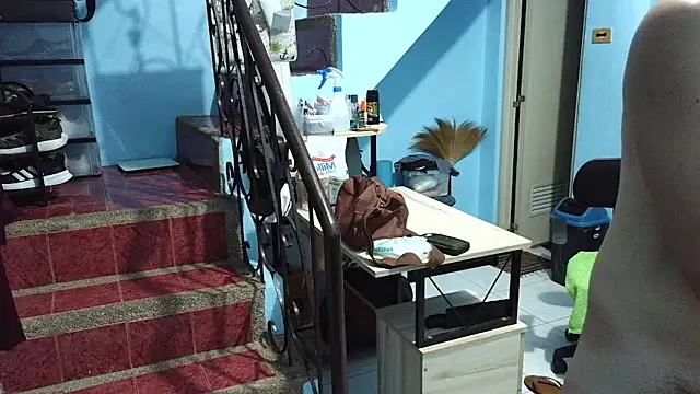 Snapshot of ieat_monsters chatting on 10.18.25 ieat monsters online show from 10.18.25