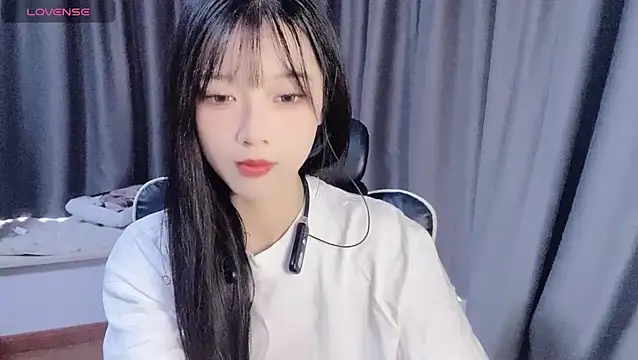 Snapshot of Cicicici-cc chatting on 10.18.25 Cicicici-cc online show from 10.18.25