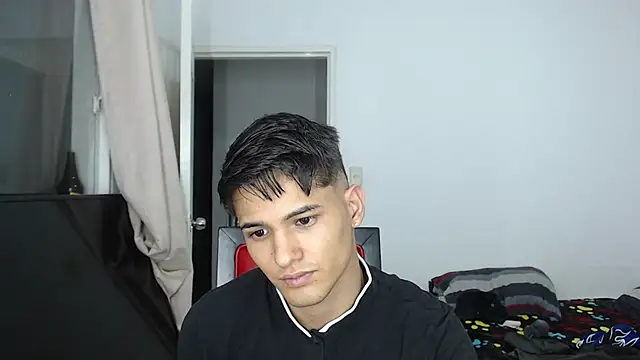 Alex mojica online show from 09.28.25