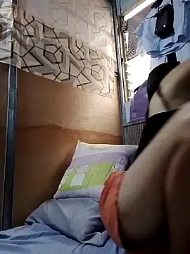 Snapshot of Deliciousgirl14 chatting on 09.27.25 Deliciousgirl14 online show from 09.27.25