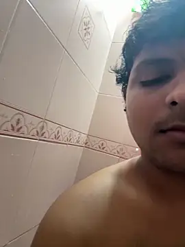 Snapshot of Kira_1413 chatting on 09.28.25 Kira 1413 online show from 09.28.25