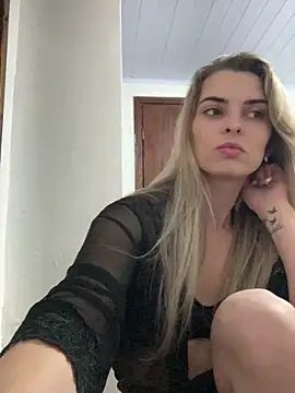 Snapshot of SweetGraciosa chatting on 11.08.25 SweetGraciosa online show from 11.08.25