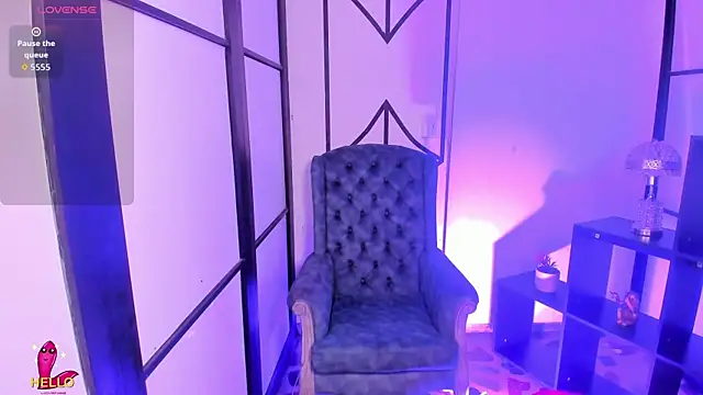 NahomiRichards  online show from 01.11.26