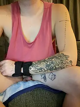 matty244 online show from 10.13.25