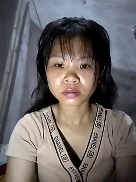 Snapshot of LinhNa999 chatting on 09.13.25 LinhNa999 online show from 09.13.25