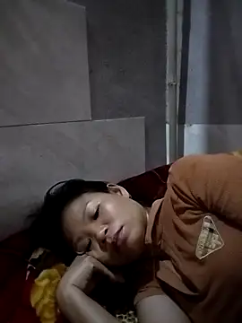 Snapshot of LinhNa999 chatting on 09.15.25 LinhNa999 online show from 09.15.25