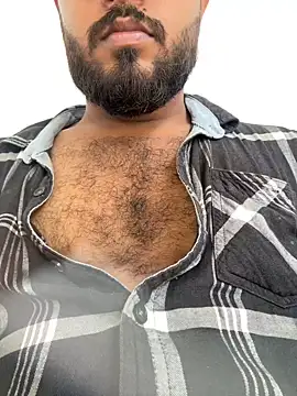 Snapshot of sRigobXJamex chatting on 11.18.25 sRigobXJamex online show from 11.18.25