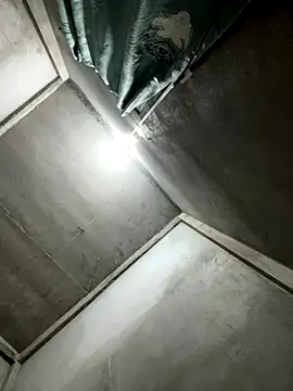 Snapshot of Sunny_lotus chatting on 10.18.25 Sunny lotus online show from 10.18.25