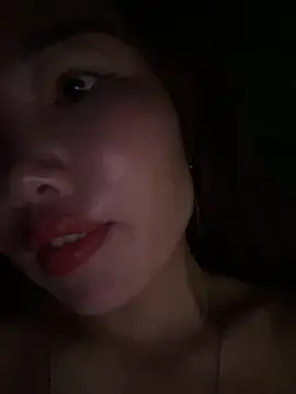 Snapshot of Sunny_lotus chatting on 10.31.25 Sunny lotus online show from 10.31.25