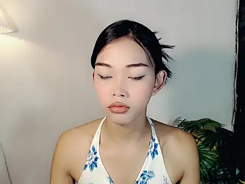 Snapshot of holyakiesha chatting on 10.20.25 holyakiesha online show from 10.20.25