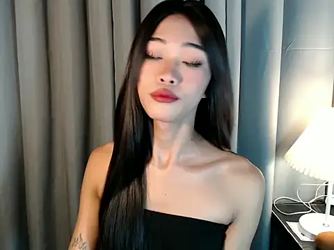 holyakiesha online show from 02.27.26