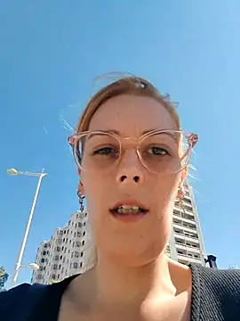 Mila Luciphya online show from 09.16.25