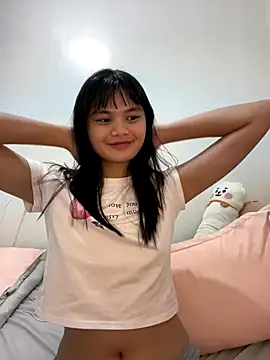 Snapshot of DriveMeCrazy18 chatting on 10.01.25 DriveMeCrazy18 online show from 10.01.25