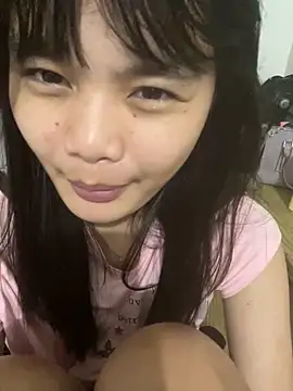 Snapshot of DriveMeCrazy18 chatting on 10.12.25 DriveMeCrazy18 online show from 10.12.25