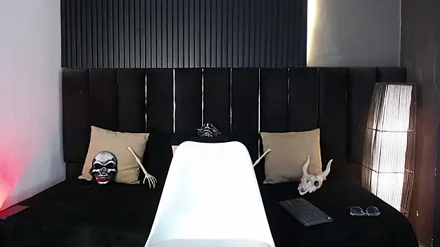 Dominic ghost online show from 10.10.25