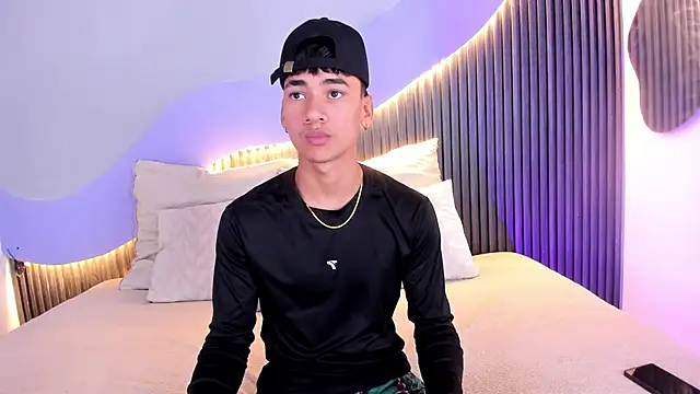 Dominic ghost online show from 11.07.25