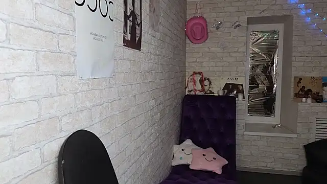 Eloisa Eliot online show from 10.08.25