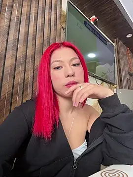 Scarlett fiire online show from 10.28.25