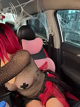 Scarlett fiire online show from 10.31.25