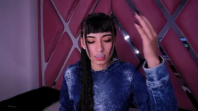 Alynn Bri  online show from 04.03.26