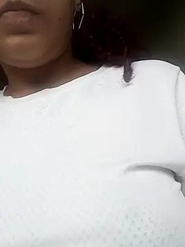 Daila Lucia online show from 10.12.25