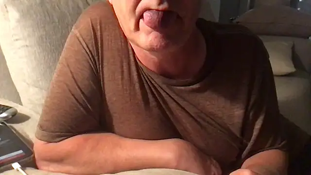 Daddy Mike69 online show from 04.19.26