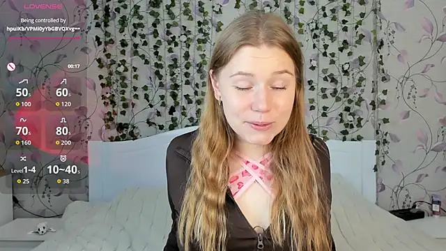  influensii  online show from 10.31.25