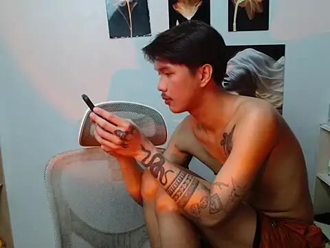 YourAsian Cummer online show from 04.21.26