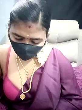 Snapshot of Tamil_Lotus chatting on 09.29.25 Tamil Lotus online show from 09.29.25