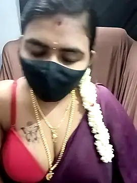 Snapshot of Tamil_Lotus chatting on 10.15.25 Tamil Lotus online show from 10.15.25