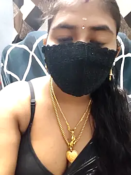 Snapshot of Tamil_Lotus chatting on 05.18.26 Tamil Lotus online show from 05.18.26