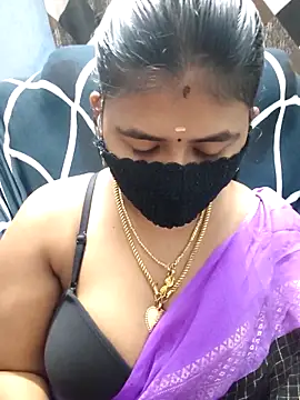 Snapshot of Tamil_Lotus chatting on 06.05.26 Tamil Lotus online show from 06.05.26