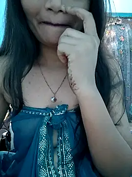 Snapshot of Vaani_Actress chatting on 10.13.25 Vaani Actress online show from 10.13.25