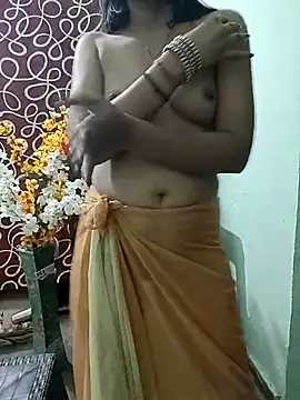 Snapshot of Vaani_Actress chatting on 10.16.25 Vaani Actress online show from 10.16.25