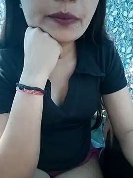 Vaani Actress online show from 04.18.26