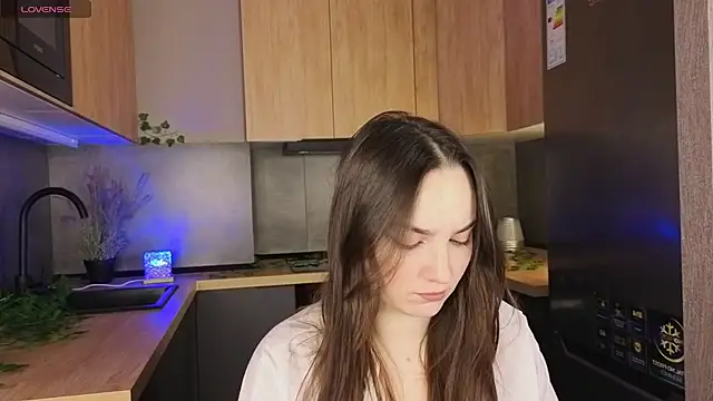 VanessaGrome online show from 10.31.25