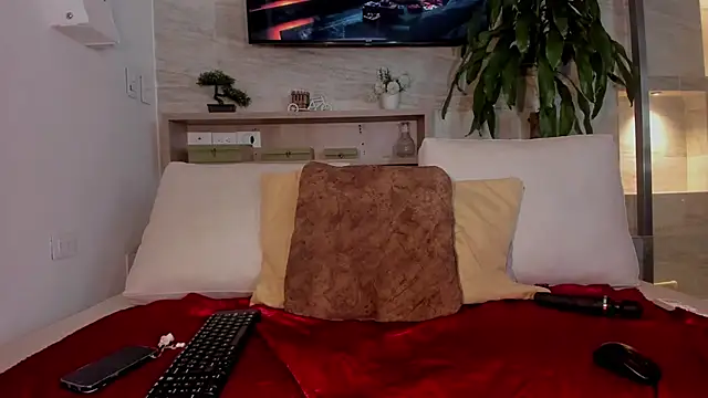 EllyMiller online show from 11.22.25