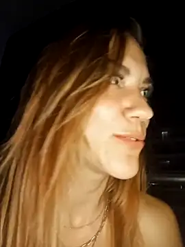 Snapshot of SlimBellaa chatting on 09.08.25 SlimBellaa online show from 09.08.25