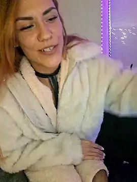 Snapshot of SlimBellaa chatting on 10.11.25 SlimBellaa online show from 10.11.25