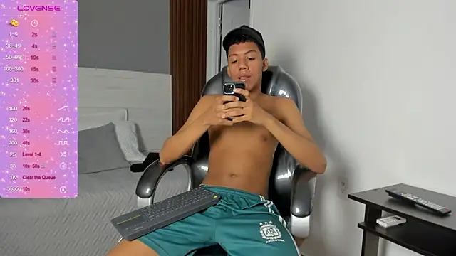 Brunette  boy online show from 11.15.25